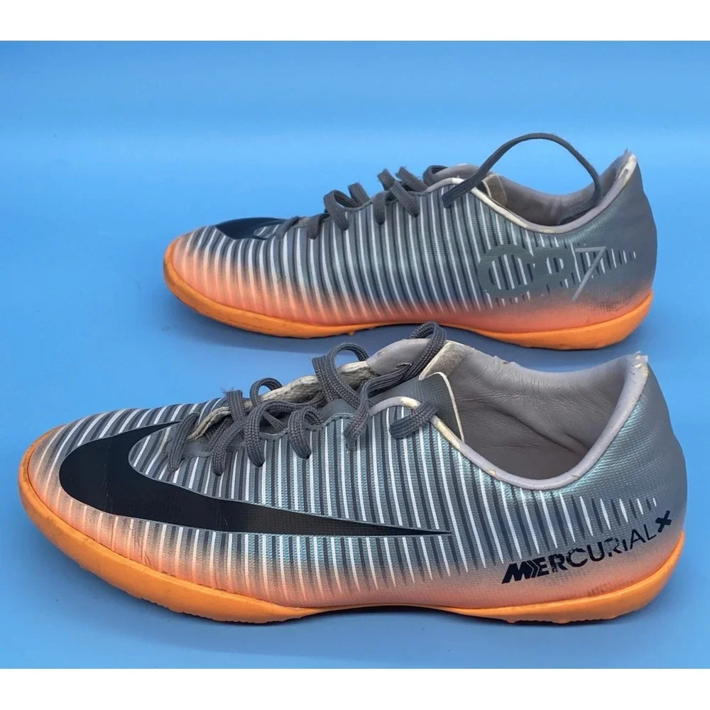 Nike Kids Jr Mercurialx Vapor XI CR7 IC Indoor Soccer Cleats size 2Y